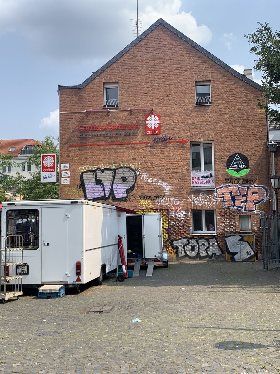 NYwelskop's tweet photo. Das Leben ist bunt & so soll und kann es bleiben.
#Notsehenundhandeln - #DasMachenWirGemeinsam @Caritas_web & #CaritasKoeln https://t.co/ekh1Ms7ENW