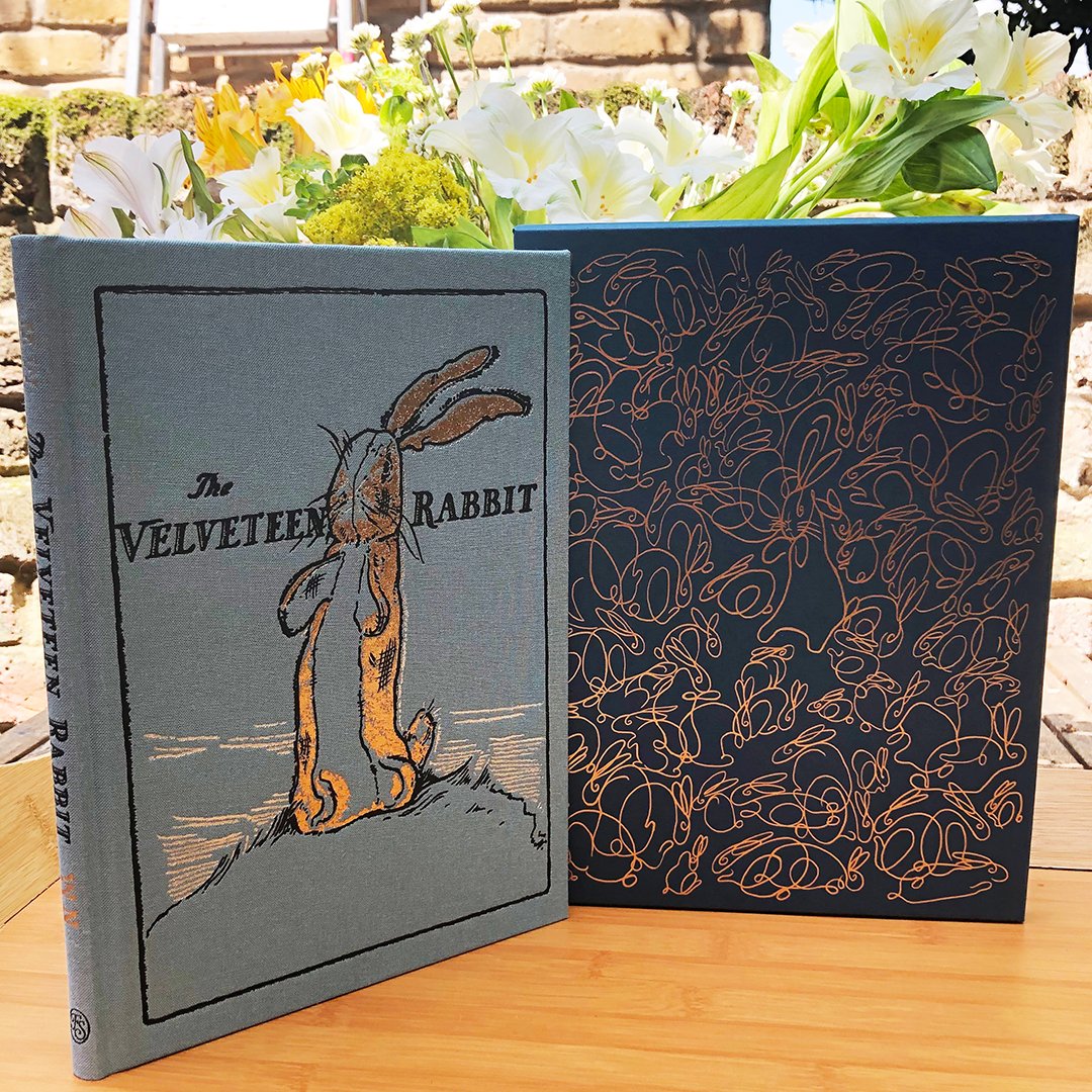 The Folio Society tweet media