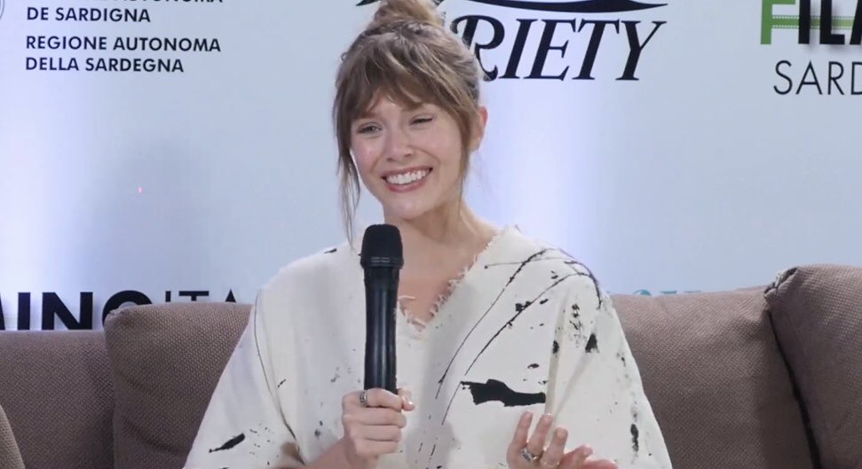 eolsenarchive's tweet image. elizabeth olsen at the 2021 filming italy sardegna festival