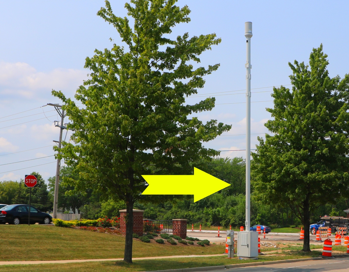 PlPrairieWI's tweet image. Have you noticed these poles around the Prairie Ridge area? They are small cell towers for AT&amp;amp;T. These small towers help reduce the number of large cell towers and provides a cleaner signal with less power.