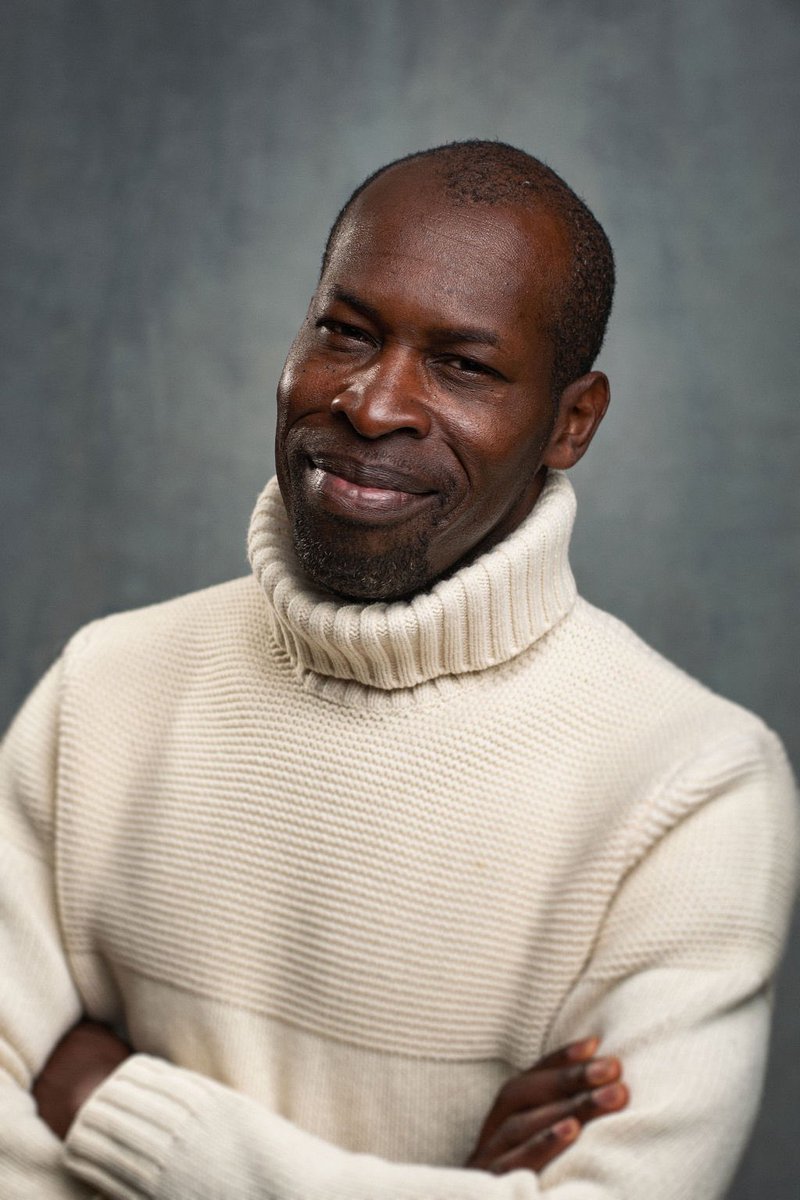1st in a series of new headshots by the talented Adrian Leca. #headshots #blackactor # #Frenchactor