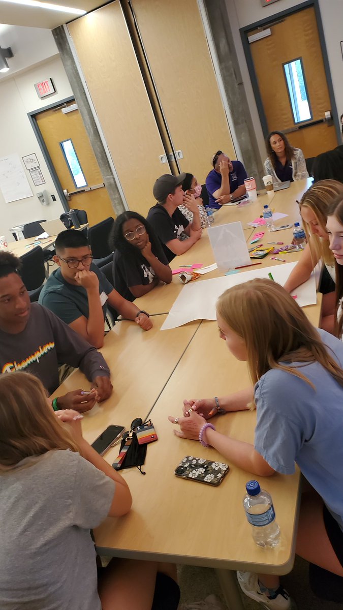 IHS_Ambassadors's tweet photo. Your 2021-2022 Ambassadors are already hard at work this summer! 🌞 https://t.co/lffG8nJYkr