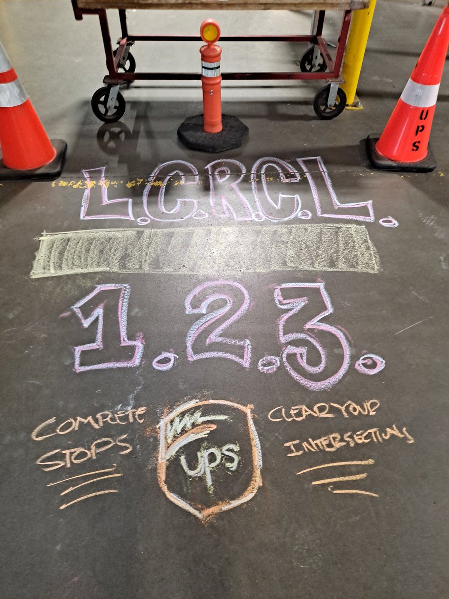 marc_peeler's tweet photo. L.C.R.C.L. easy as 1-2-3! Making sure Lenexa drivers are clearing those intersections &amp; getting the BIG picture! @ta_stover @bwilliamskahf @DebMassingill @rrjJEWEL @JaradZimmerman @CPWellness_OH @CharP_RN @DriveSafeKansas @ColumbiaMO_UPS @HigginsvilleU @spfdmetrosafety @BenRjv https://t.co/vS6rqWTlMk
