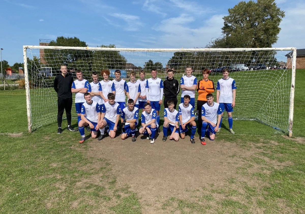 Coleshill Town Colts U18s need a CENTRE FORWARD to join our current squad. 

The ideal player will be:

- Going into Year 12/13 in September. 
- Experienced playing competitive football in the position
- Local/able to travel to Coleshill, B46 

📧 coleshilltowncolts@hotmail.com