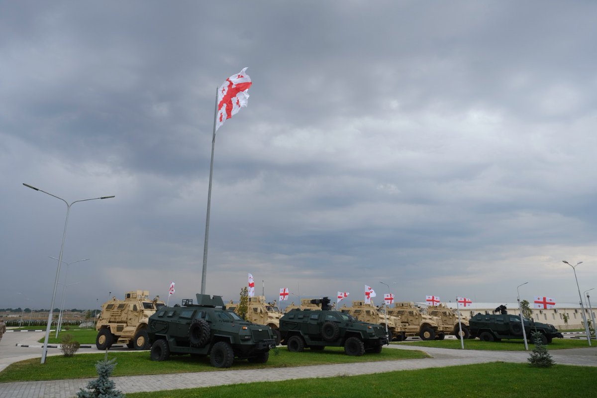 TheDeadDistrict's tweet photo. The #MaxxPro #MRAP and #Didgori armored vehicles of the #GeorgianArmy 🇬🇪 at the Krtsanisi National Training Center, during the presentation of the 10-year development program of the Georgian Army. https://t.co/bdYBdx8b6J