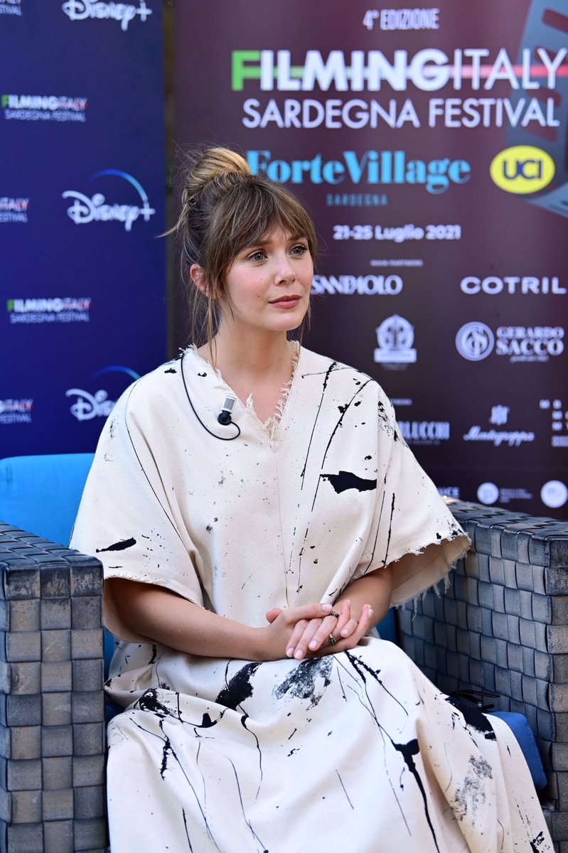 eolsenarchive's tweet image. elizabeth olsen at the 2021 filming italy sardegna festival today