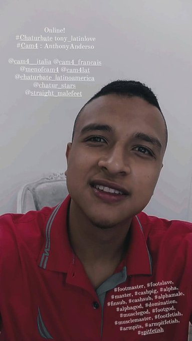 the king is online rt bitchs #footmaster, #footslave, #master, #cashpig, #alpha, #finsub, #cashsub, #alphamale