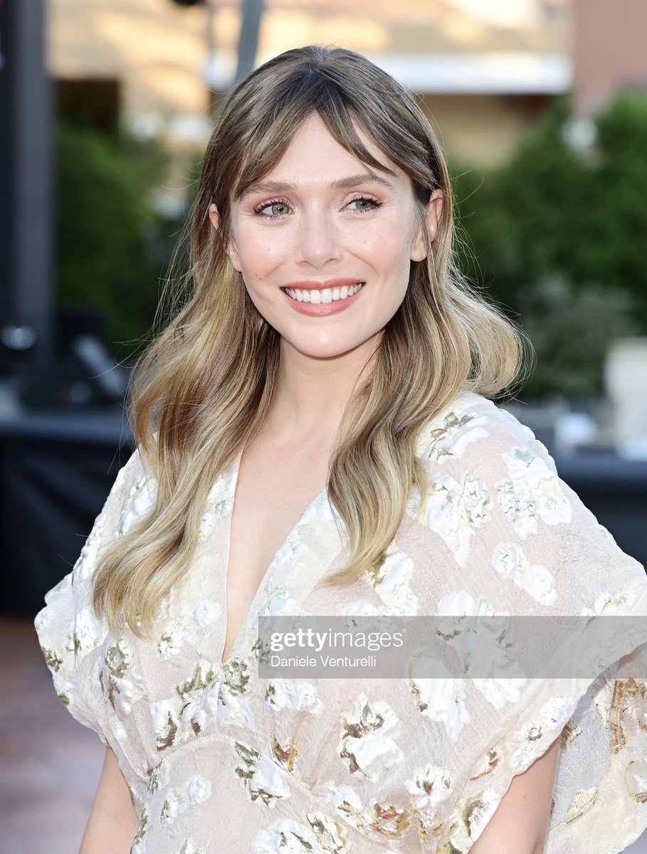 eolsenarchive's tweet image. elizabeth olsen on the red carpet of the 2021 filming italy sardegna festival