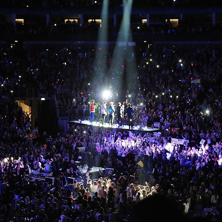 _Neilharoon's tweet photo. This day, a band was formed and the rest is history. 
#11YearsOfOneDirection https://t.co/gWJPv4AjCb