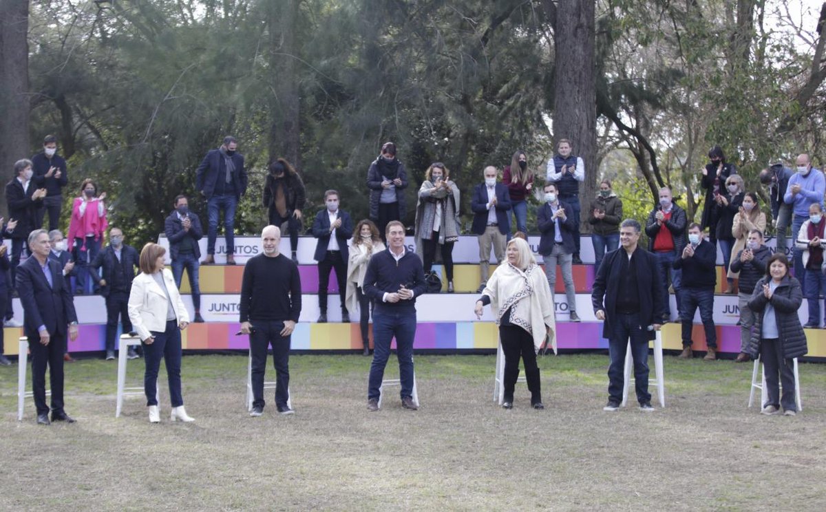 IMPULSO BAIRES on Twitter: "#Vivo Lanzamiento de Santilli en #LaPlata "Estamos todos unidos para trabajar por la educación, la salud, la seguridad acá en la Provincia, y también en la diversidad", dice @