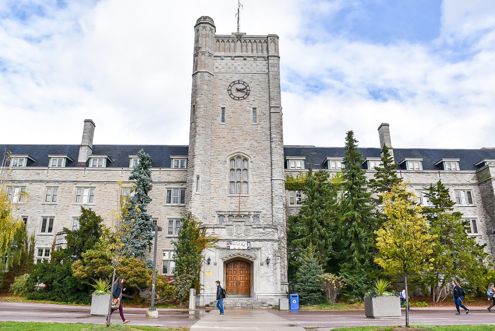 University of Guelph - Ngôi trường đại học đào tạo toàn diện số 1 Canada