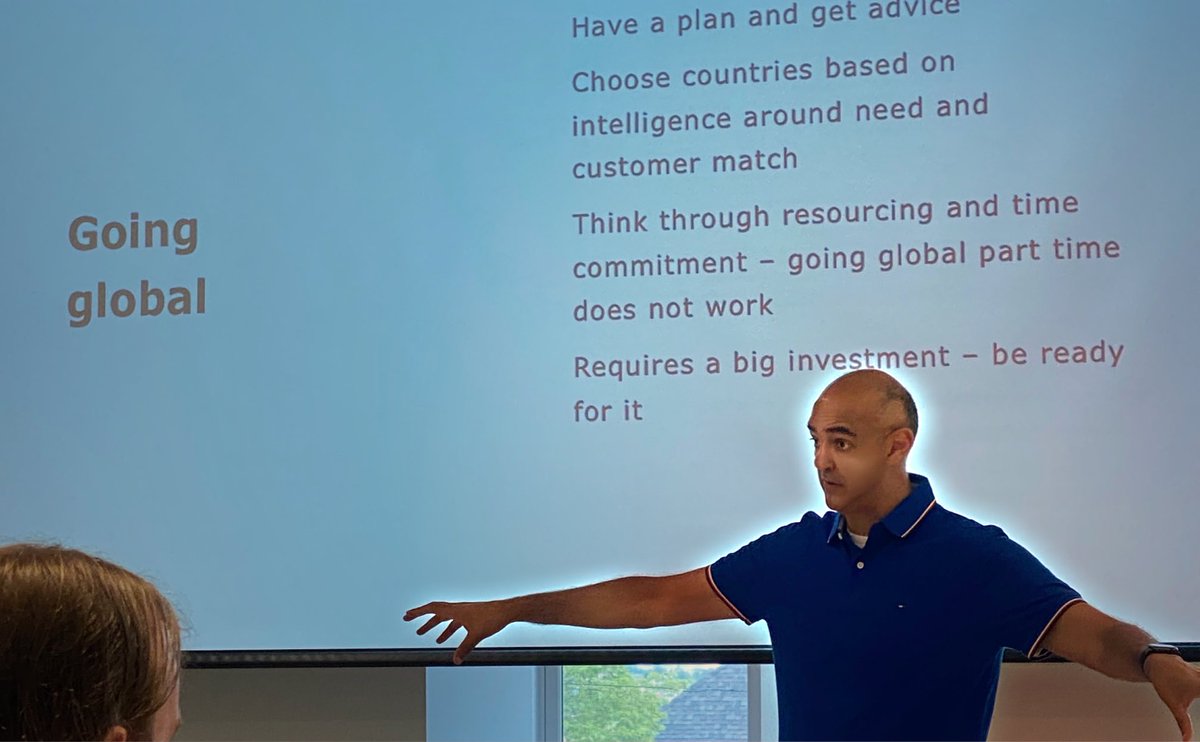 CDNtweeteh's tweet image. ⁦@permjotvalia⁩ illuminates as usual ⁦@cbregchamber⁩ ⁦@navigatestartup⁩ ⁦@ACOACanada⁩ #businessmasterclass #scaling and going #global ⁦@Commlettech⁩