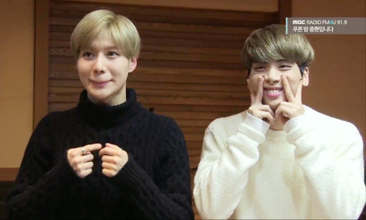 ddarrung's tweet image. 호락호락한 바보들