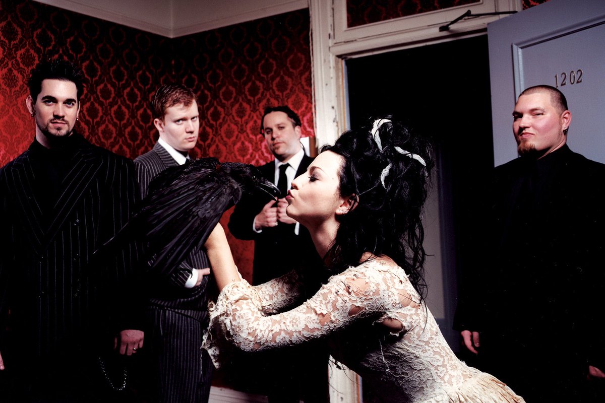 RandoEvFacts's tweet photo. Today, 200 months ago, @evanescence’s first live album, Anywhere But Home, was released. It features one single, “Missing”, however it was incorrectly labeled as Whisper on the track listing. https://t.co/gsHTlREiJT