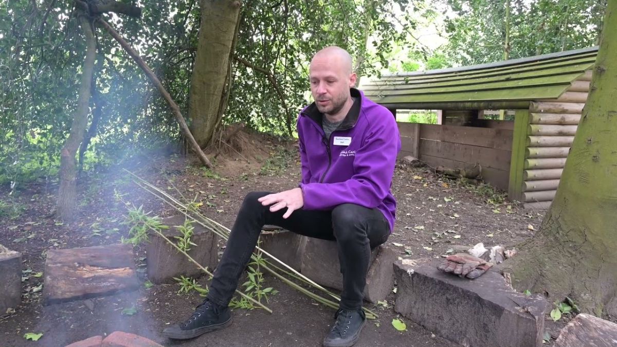 Join Will for a tour of the Horstead Centre and learn how to make your own artists’ charcoal from willow. 

Head to inspiringnorfolk.co.uk to watch the full video.
#norfolk #visitnorfolk #norfolkcountryside #enjoynorfolk #norfolkmumbler
#explorenorfolkuk