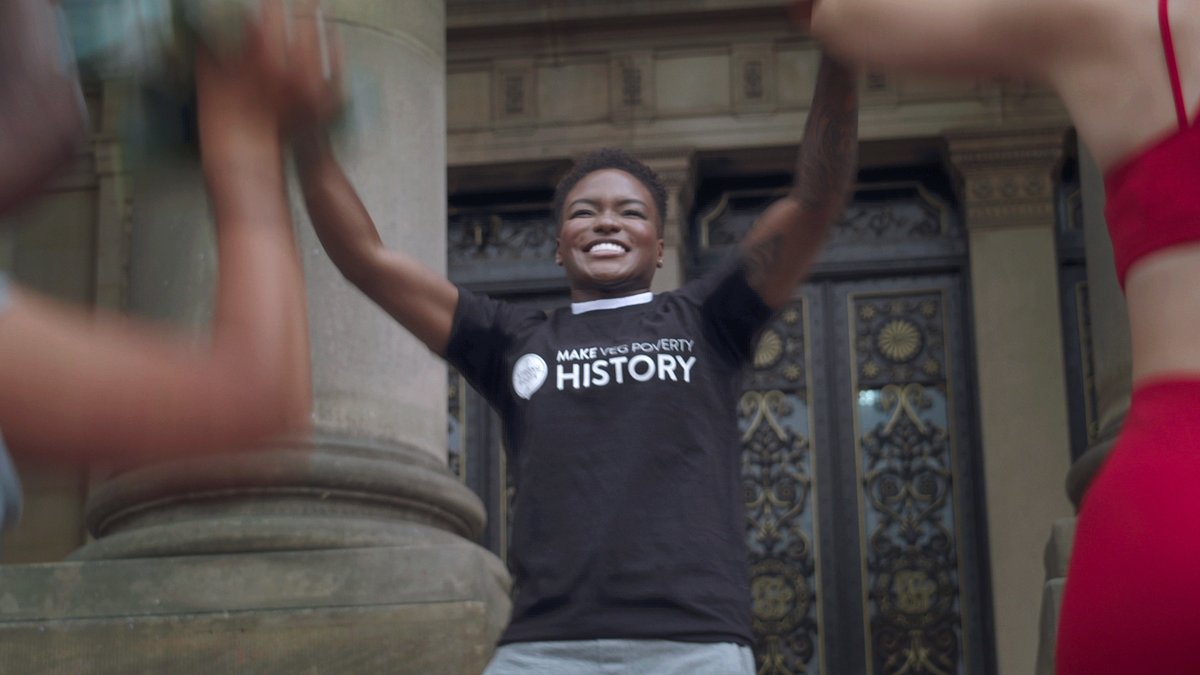 This week, <a href="/StrongRootsUK/">STRONG ROOTS UK</a> has announced the UK’s first Veg Amnesty as part of their social mission to Make Veg Poverty History.  

Find out more here:
strongroots.com/uk/makevegpove… 👇

#VegAmnesty #CareMoreWasteLess 

#Ad