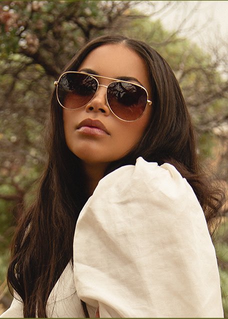 LaurenLSource's tweet photo. Lauren London for her #DiffEyeWear collection ๐ค https://t.co/daoo0BpqTP