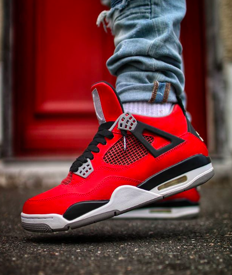 SneakerPics23's tweet photo. Toro Bravo 4's

Shop here: https://t.co/HKkyAYM2ka https://t.co/Is53UGRE4y