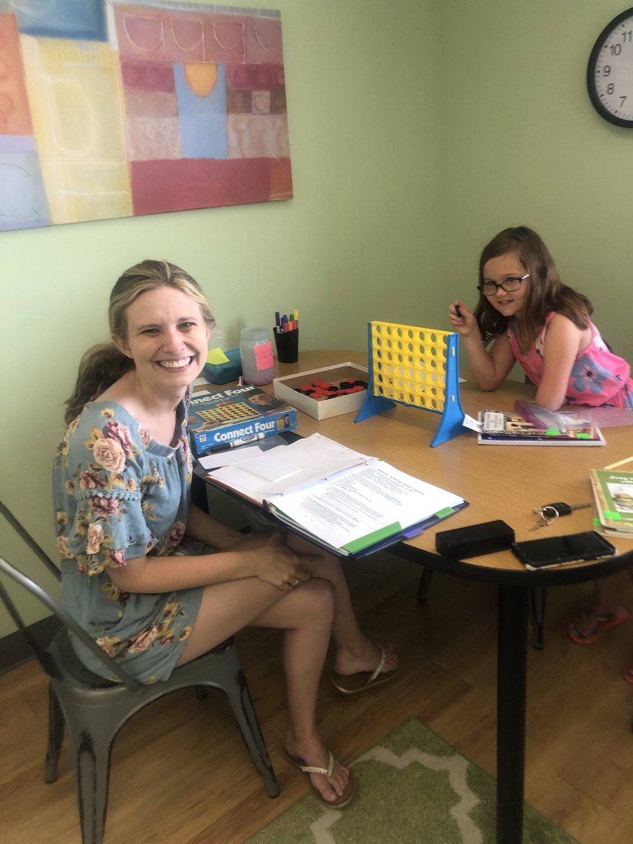 AGortsema's tweet photo. Learning sight words and playing Connect Four at the same time! #funatachievetutoringcenter https://t.co/w38lr7V7rb