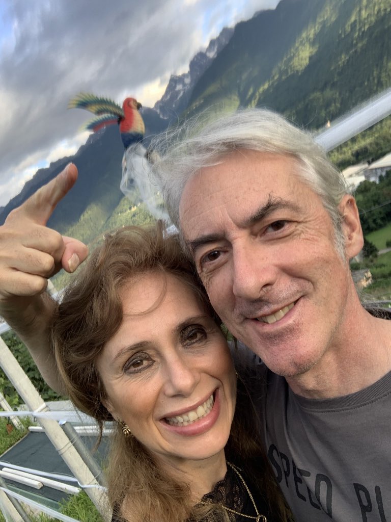 missaglia_sara's tweet image. #notjustwork #discoverlife #parrots 
.
@Winedetector @wineoneway #wineoneway #WoW