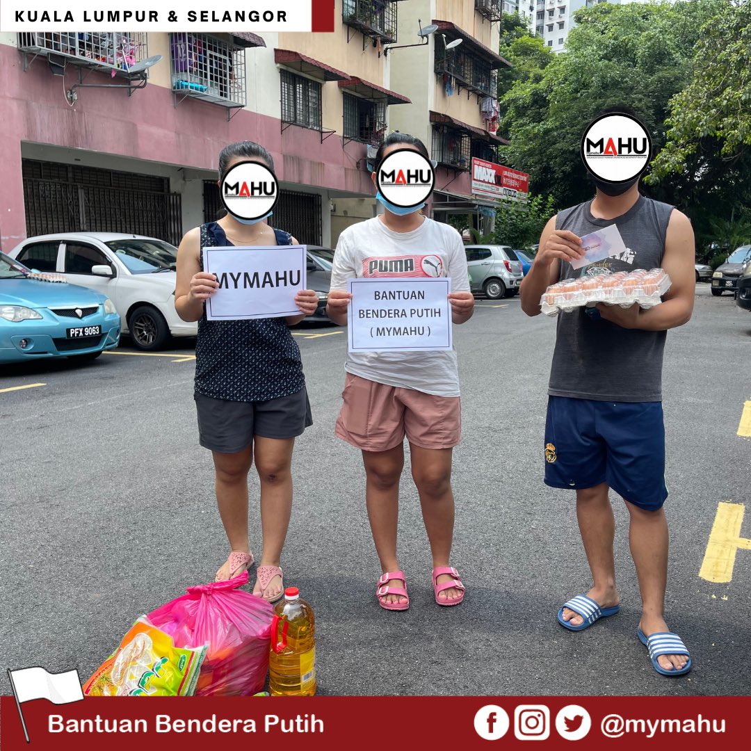 mymahu's tweet photo. 📍Kuala Lumpur &amp; Selangor

Alhamdulillah bantuan telah sampai kepada semua penerima sumbangan. Jutaan terima kasih kami ucapkan kepada setiap individu / syarikat yg telahpun menyumbang dana &amp; menyokong kami secara langsung mahupun tidak langsung.

#mymahu #bantuanbenderaputih https://t.co/G7H0KkfULR