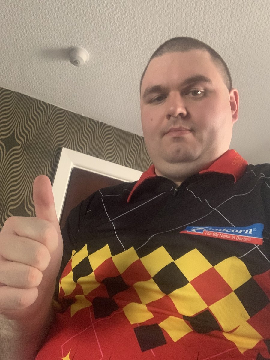 Best of luck to @KRatajskiNews and @VandenBerghDimi in the @Betfred @OfficialPDC #WorldMatchplayDarts quarterfinals at @WGBpl!!! Can’t wait to be there!!!😄😎👍🎯🗼🇵🇱🦅🇧🇪🕺 #ThePolishEagle #TheDreamMaker #LoveTheDarts