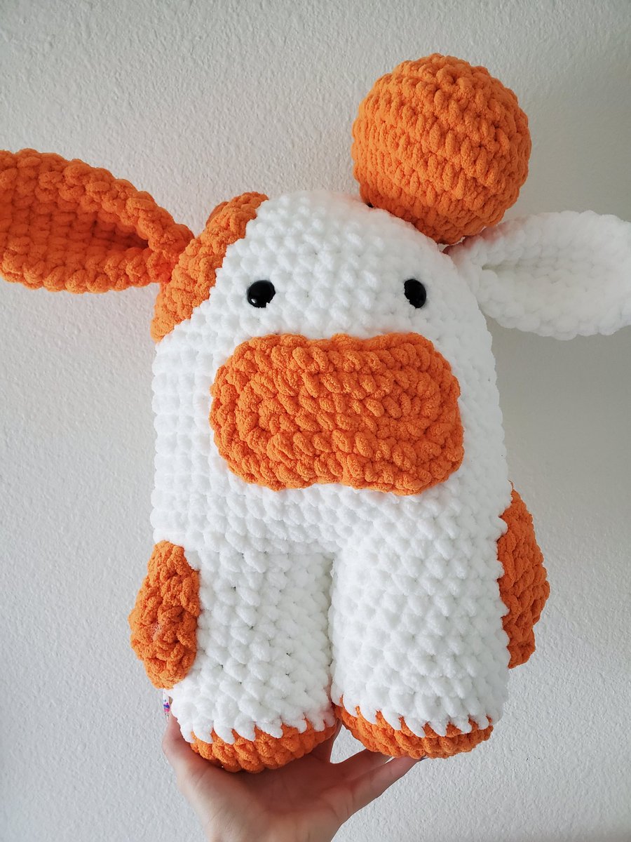 MOOORANGE THE ORANGE COW🍊💕
This baby is about 18 inches tall and weighs over a pound!😍
DM ME TO CLAIM🥺