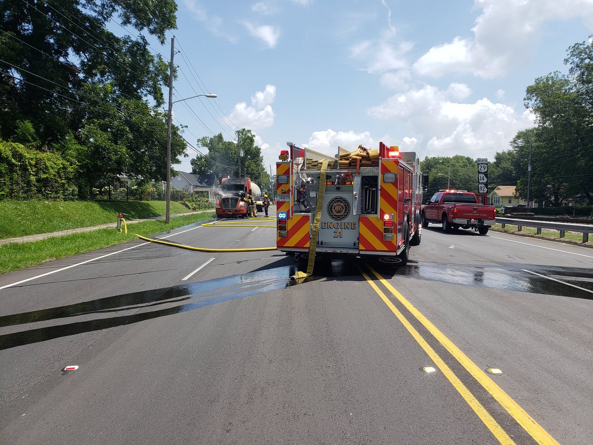 #Fairburn #Traffic Alert! Hwy. 29 is closed in both directions near Elder St for a commercial vehicle fire. No injuries reported.