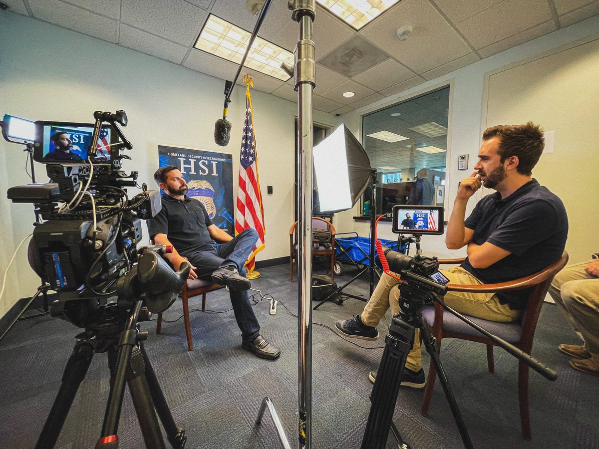 TimSarquis's tweet image. New documentary in the works for @ABC30 and @localish.

Production day 2 of ???
Project: To be announced. 
Interview subjects: The Feds.