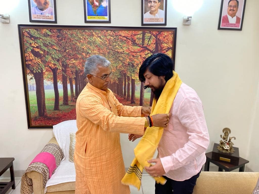 John__Barla's tweet photo. It was overwhelming meeting our newly nominated Minister's along with my other M.P colleagues at the residence of State President Shri Dilip Ghosh Ji.Tea Party with some meaningful discussions as a team to work together for better Bengal and a step making magnificent Indian. https://t.co/orNKd4tjVE