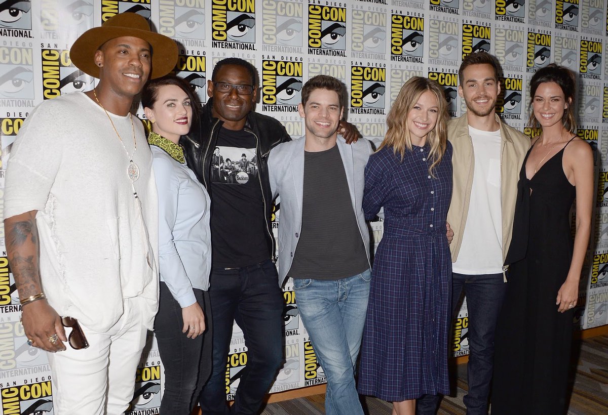 heartsupergirl's tweet image. Hoy 22 de julio (2021) se cumple 4 años de #SDCC2017 #Supergirl , para ver mas fotos --&amp;gt; supergirlfans.org/galeria/index.…