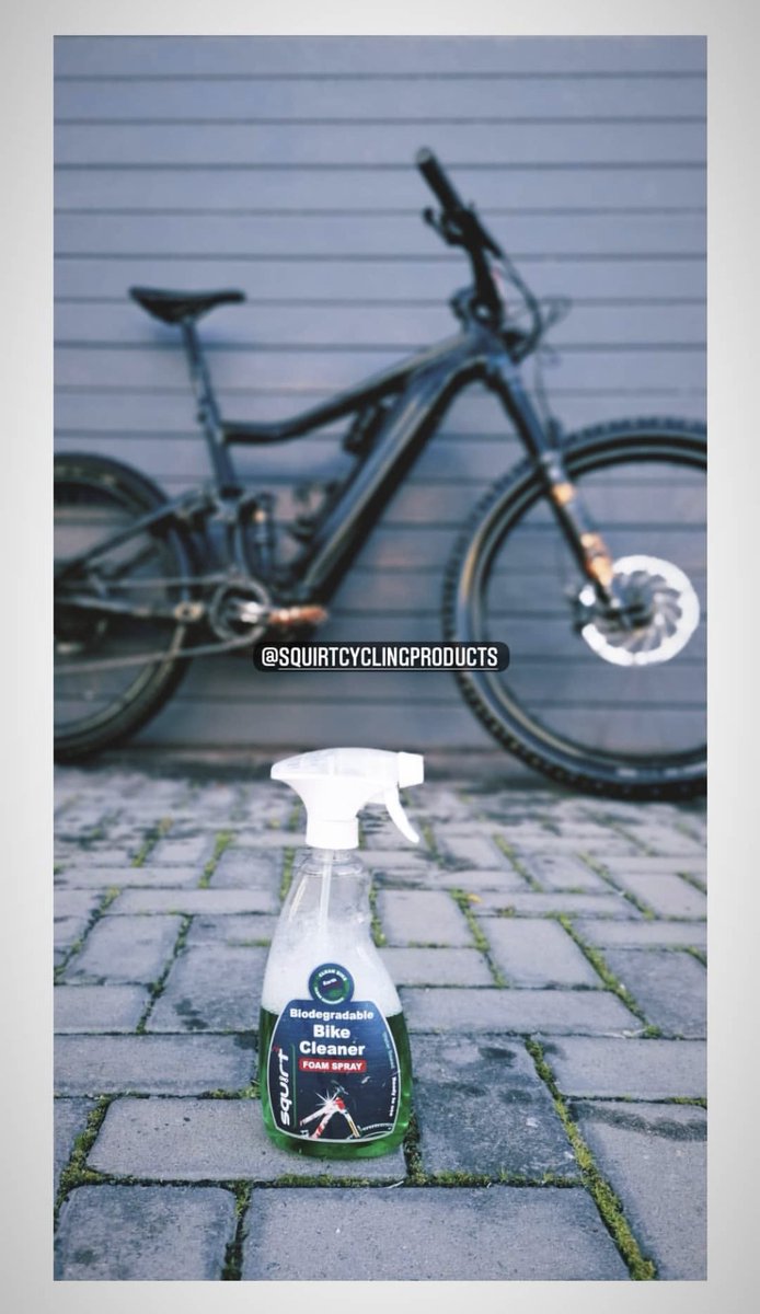 Squirtlube_SA's tweet image. Make sure your bike stays sparkly clean with our environmentally friendly Squirt Bike Cleaner. 

📸 #Shiftmedia 

#squirtcyclingproducts #applyperformance #squirtbikecleaner #environmentallyfriendly #biodegradable