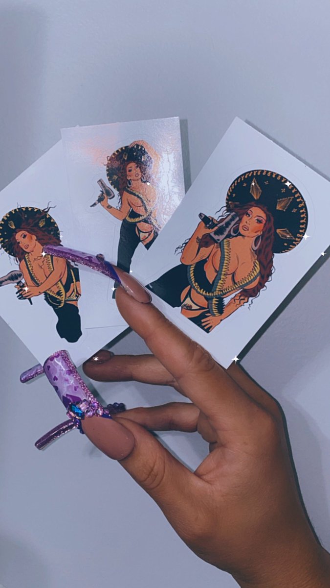 ChamillaFoxx's tweet image. Mi Gente!
The launch of my 1st official merch is now live on CHAMILLAFOXX.COM
I wanted to feature my fave shoot “La Pistolera”
If U trynna B CHINGONA AF this summer go to my site and order right neoww

📸 @Nikola_TM 
Editing @raben_dinge 
💅🏼@boi_nails 
📍@justplutopluto