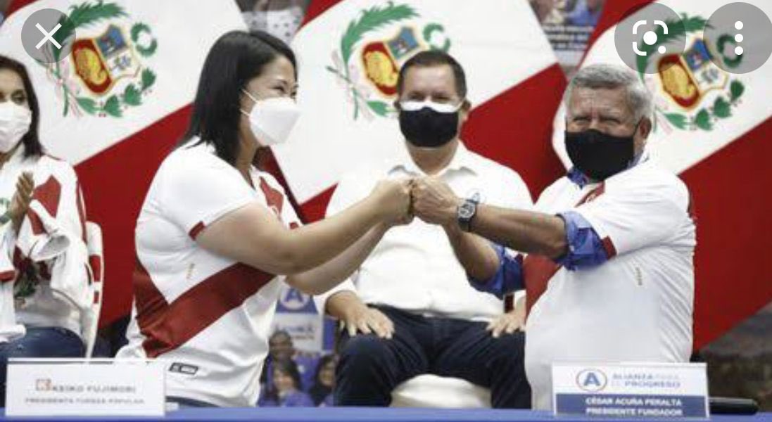 Unique f. tweet media