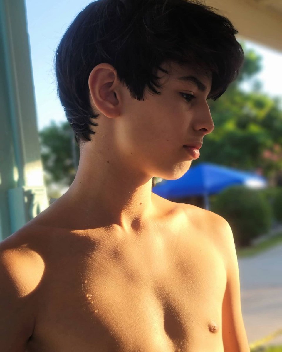 ToyBoyJako's tweet photo. I need to get fucked so bad https://t.co/ubmSrmrco6