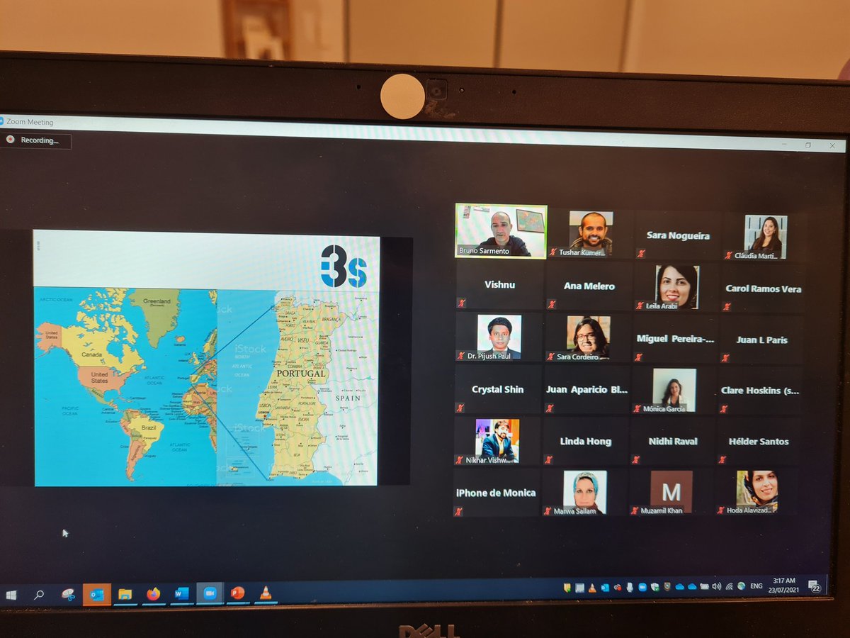 Loved the talk from <a href="/brunocsarmento/">Bruno Sarmento</a> and see so many young scientists and leaders like @Santos_Lab15 in the field join our event. Lesson: Persevere and do not give up on your dreams. <a href="/CRS_YSC/">Young Scientist Committee YSC-CRS</a> <a href="/CRSScience/">Controlled Release Society</a> <a href="/AustralianCRS/">Drug Delivery Australia</a> <a href="/C_Martins__/">Cláudia Martins</a> <a href="/sesnogueira/">Sara Nogueira</a>
