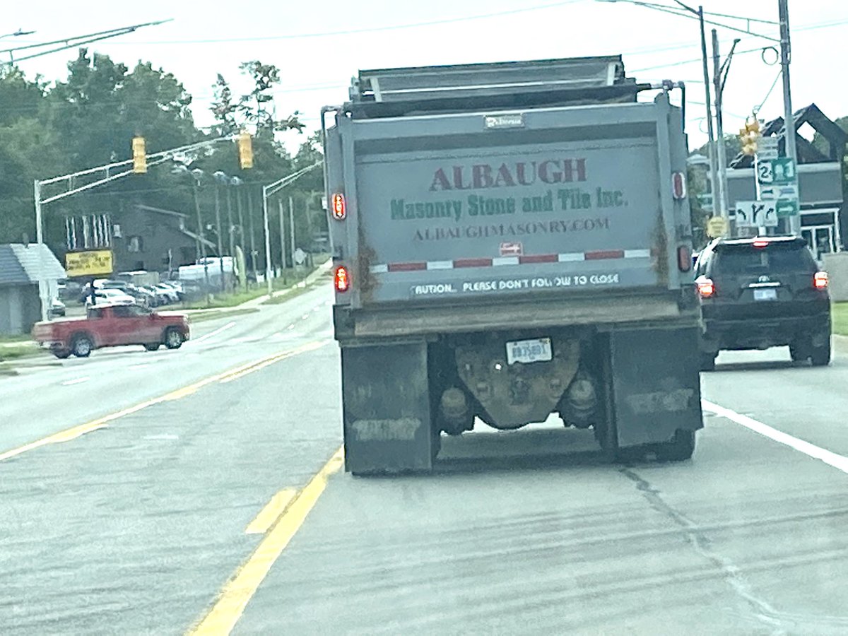 MichiganMittens's tweet photo. Bless your heart Albaugh Masonry Stone and Tile.
#MisspellingsMatter #ToClose https://t.co/C8PmugVwsD