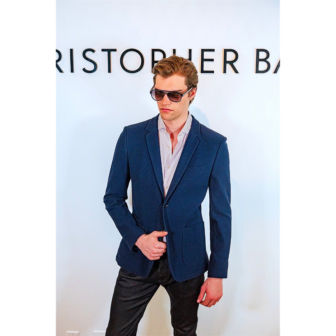 Christopher Bates tweet media