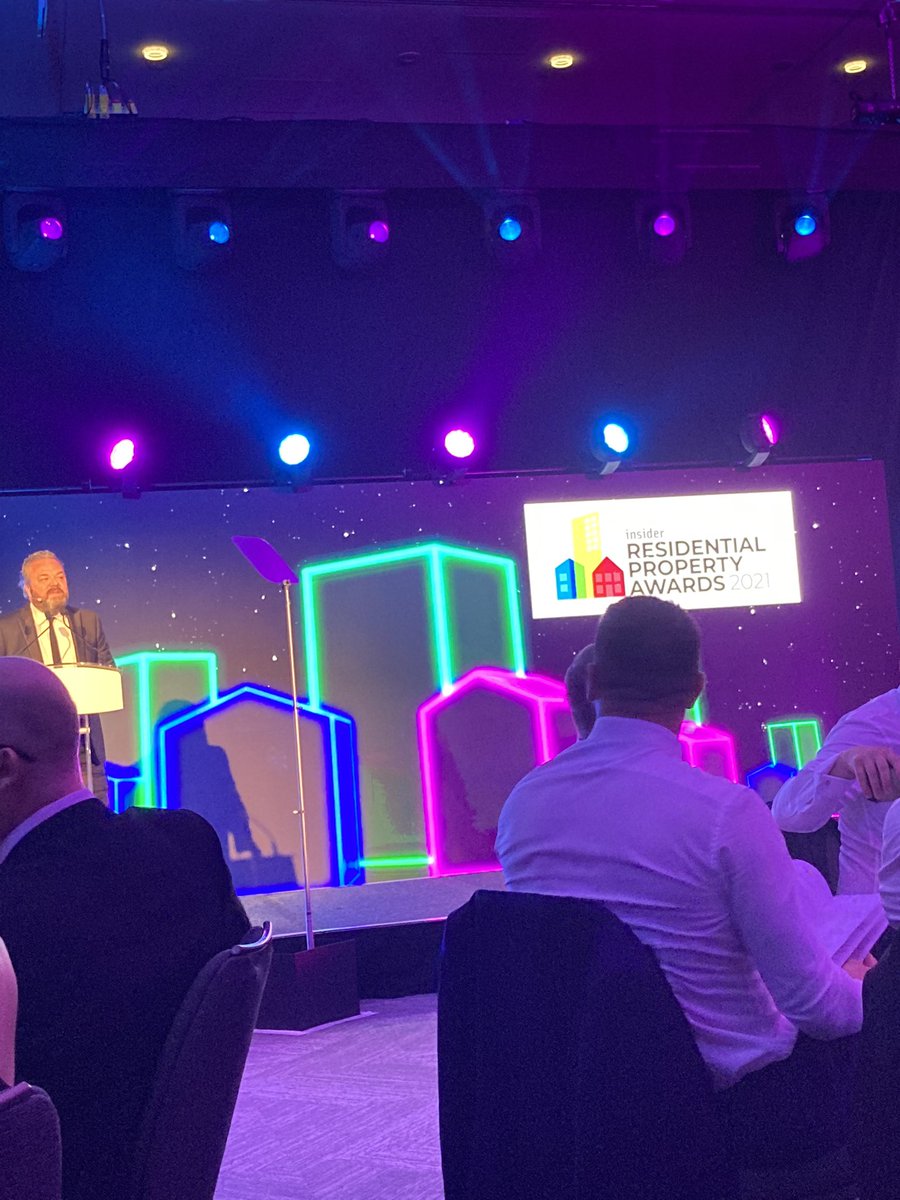 Delighted to be presenting an award at the Insider Midlands Residential Property Awards on behalf of <a href="/GowlingWLG_UK/">Gowling WLG UK</a> - the first time I’ve been to a corporate event in 18 months! #MidsResiAwards