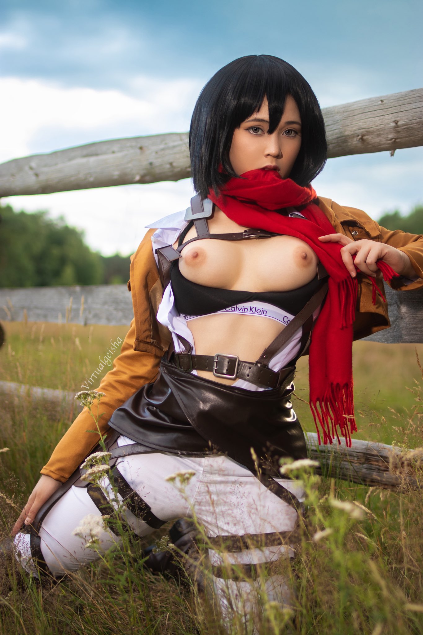 1 pic. Mikasa Ackerman from AoT! 🖤 🖤 for left 🔁 for right See below for more 🖤 https://t.co/hI0GBM6u3R