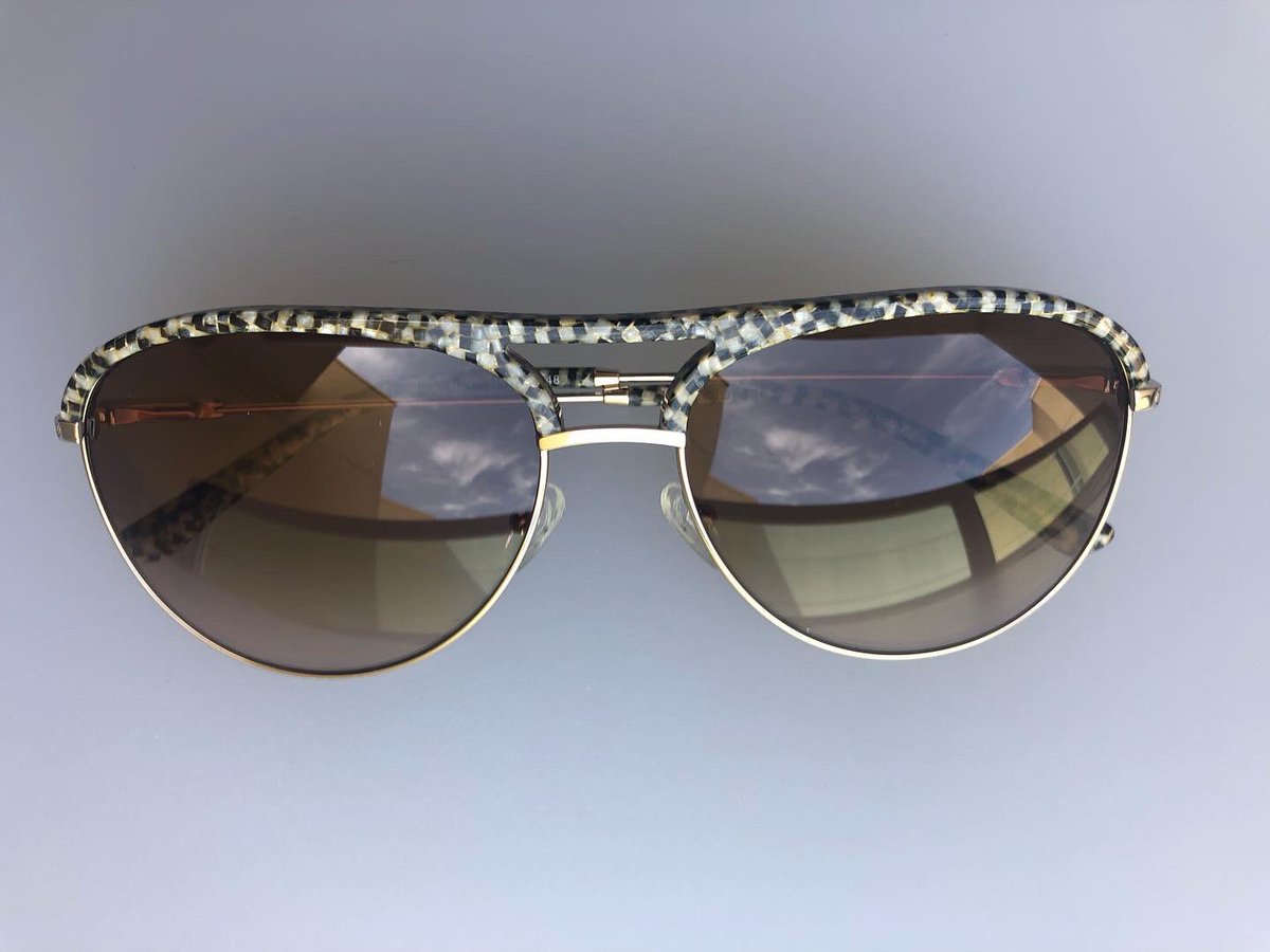 No collection is complete without aviators, especially these! 😍 #lambstyle ✈️ (👓:Priya/LA575)