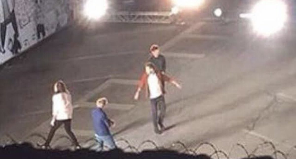 onedirect224's tweet image. where the mv at👀👀#infinitymv #OneDirection #11YearsOf1D #11YearsOfOneDirection #1D