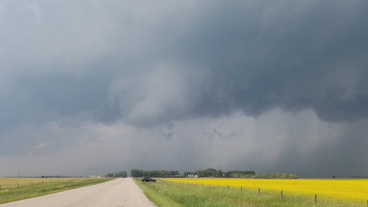 Rotating wall cloud just N of Carstairs #abstorm 120PM.