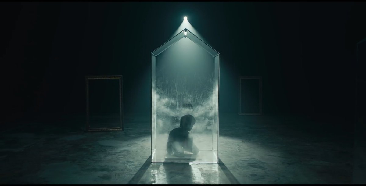 msnvd99's tweet photo. จากสัญญะใน mv ที่เยอะและปังเหลือเกิน เช่น กุหลาบขาว ชุดผญ ตู้กระจก เส้นด้าย และอื่นๆ ขออนุญาตตีความหมายในมุมมองของเราตามเทรดด้านล่างนี้ค่ะ 👇🏻#JOOXMVแน่ใจไหม #แน่ใจไหม #NONTTANONT https://t.co/ctmE3br720