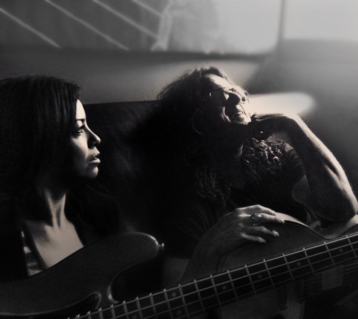 #TBT early days (and they weren't that long ago!) <a href="/SeanKellyGuitar/">Sean Kelly</a> <a href="/emmgryner/">EMM GRYNER</a>