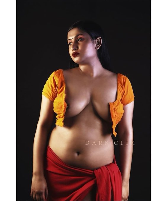 few looks and figure you cann't  denied👌👈💦💦 pure desi doodhwalis 😉😈 https://t.co/bc70dYDdfe