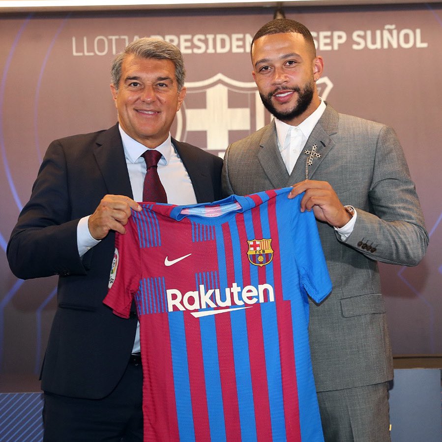 Uzivatel Memphis Depay Na Twitteru I Want To Thank The President The Whole Board Of Barcelona The Coach And My Own Team For Making My Dream Reality I Want To Thank God