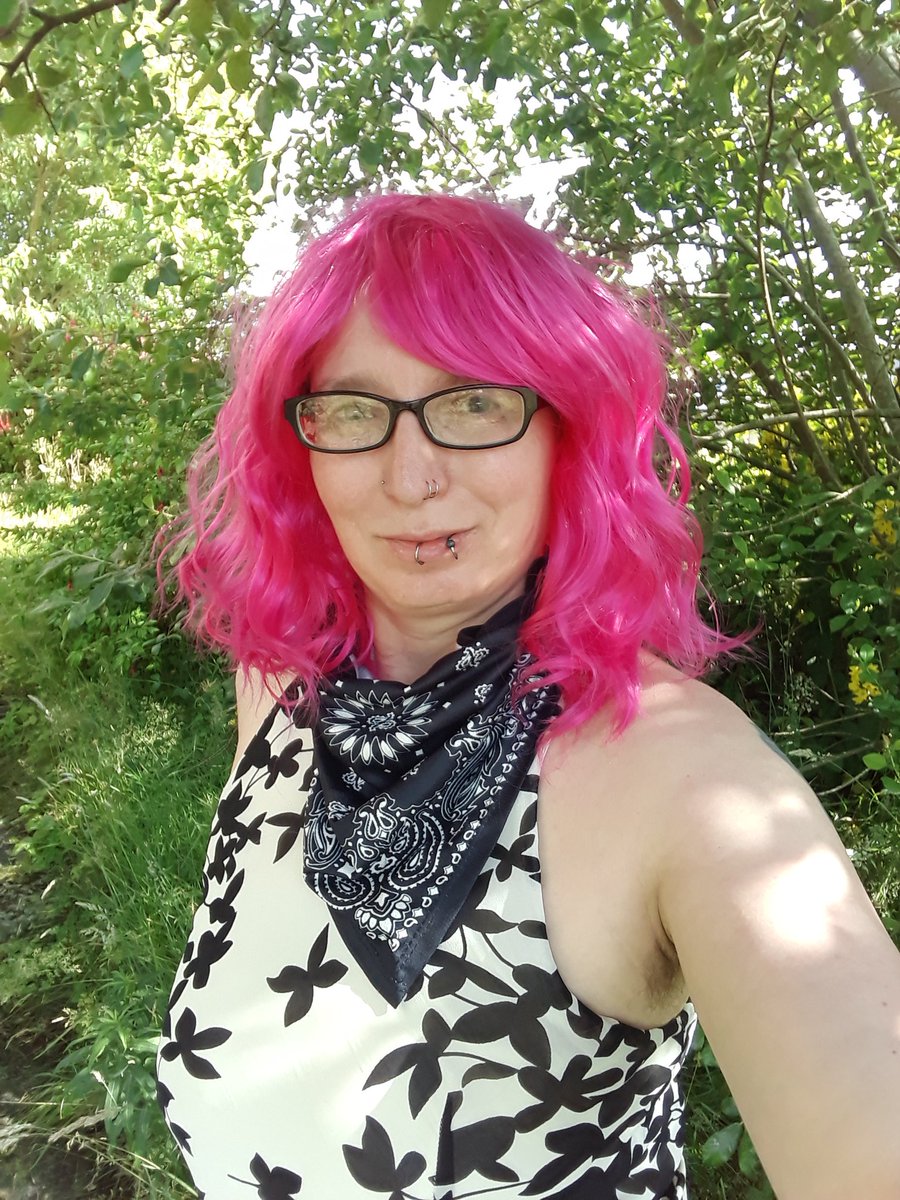 A haiku a day for a year - Day one hundred and ninety six (yesterday's)

New wigs have arrived
Ones pink the other purple
Think they are awesome

#AHaikuADayForAYear
#Poetry
#NewWigs
#Wigs