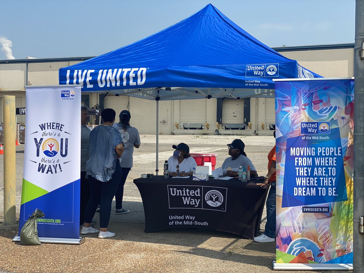 uwmidsouth's tweet photo. Thank you @AmproGel for donating hand sanitizer to United Way of the Mid-South agency partners! https://t.co/MMvnhJbzlB