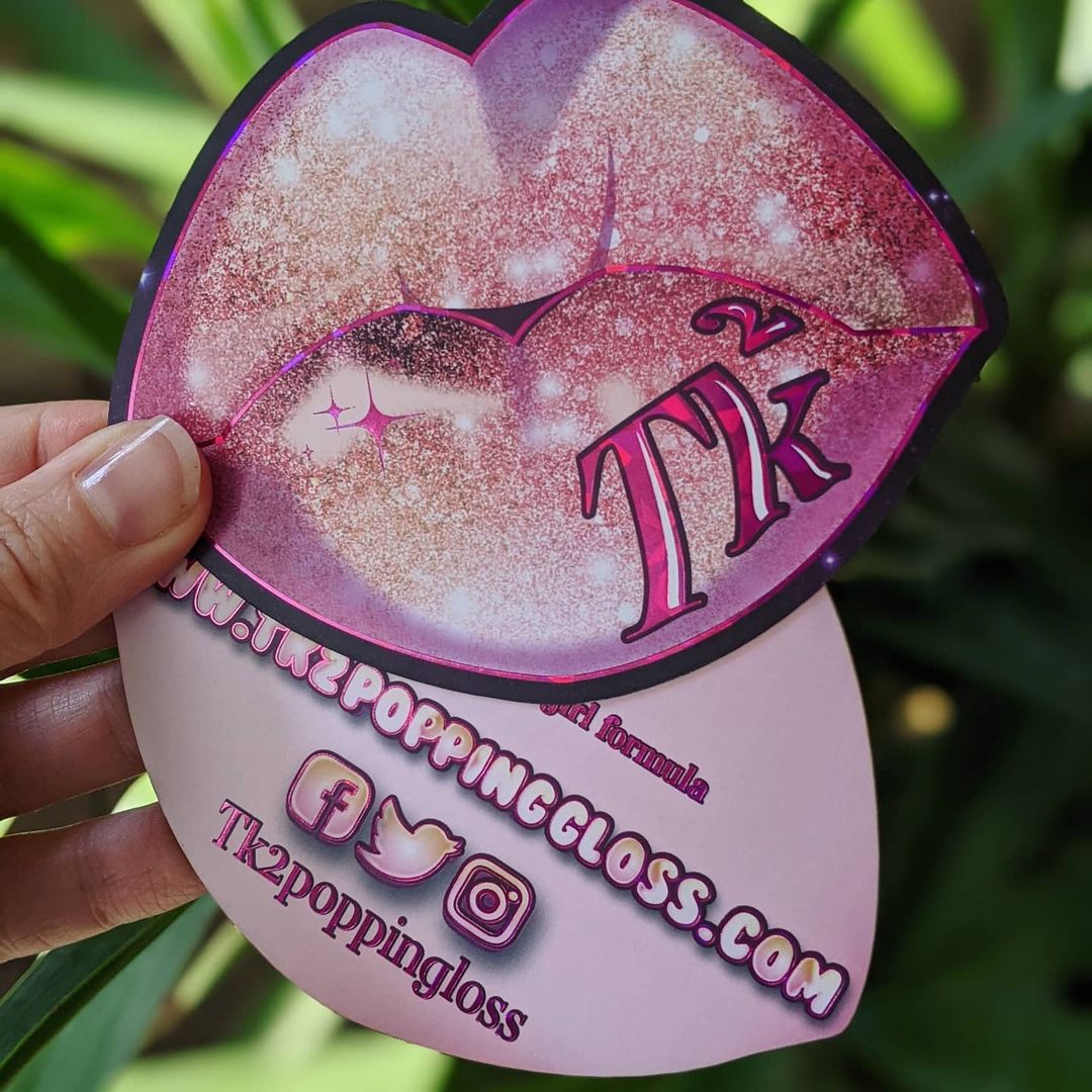 shaynamade's tweet photo. Some sexy sparkly lip shaped business cards for Tk2 Popping Gloss 💋✨🧁🥳 They are silly smooth to the touch and feature pink foil. What shape would you choose for your business cards? https://t.co/sR1cXm5vpX